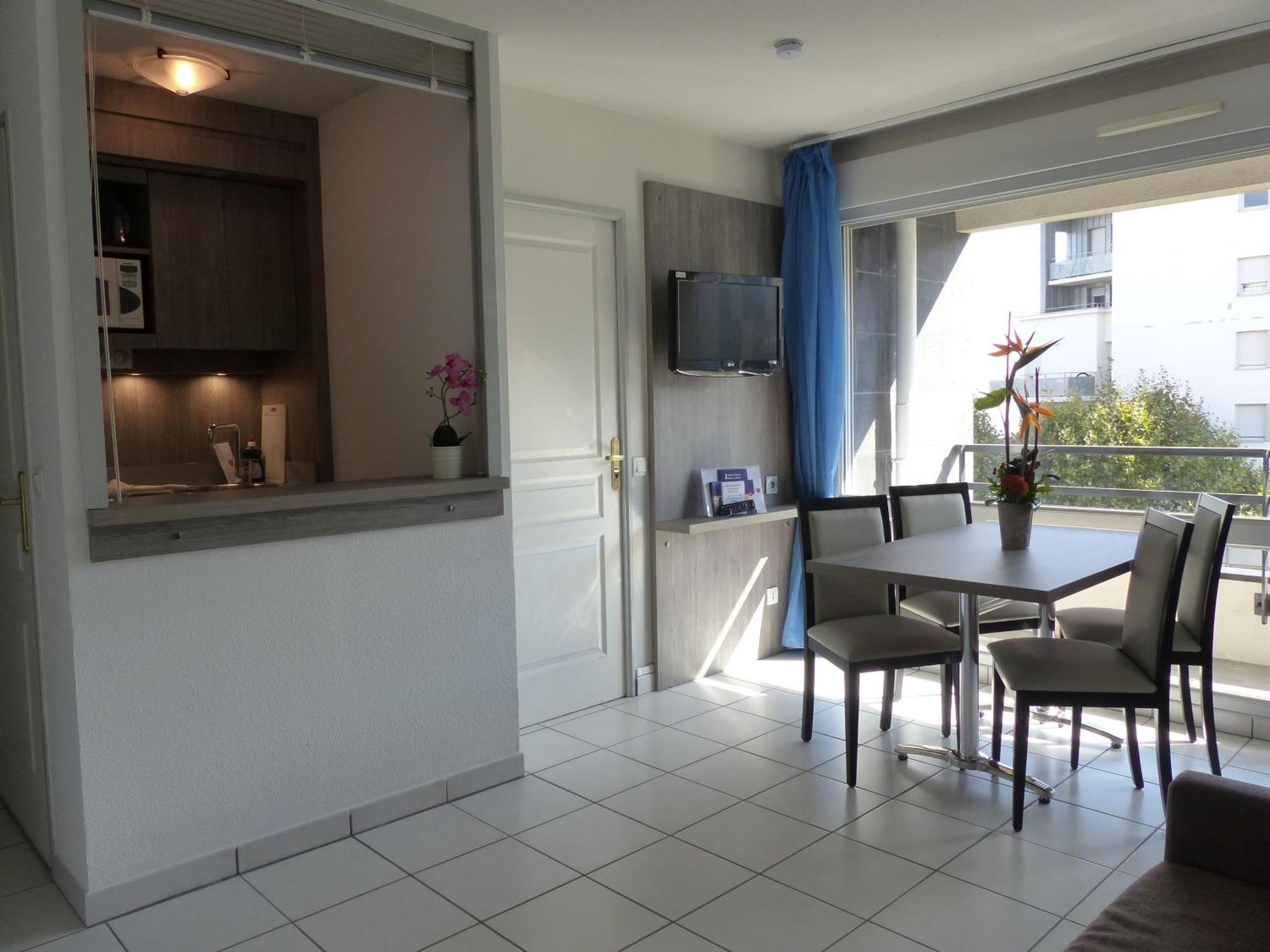 Sejours & Affaires Clermont Ferrand Park Republique Aparthotel Ngoại thất bức ảnh